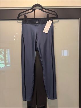 ALO Yoga Men’s Slate Blue Athletic Joggers with Black Trim